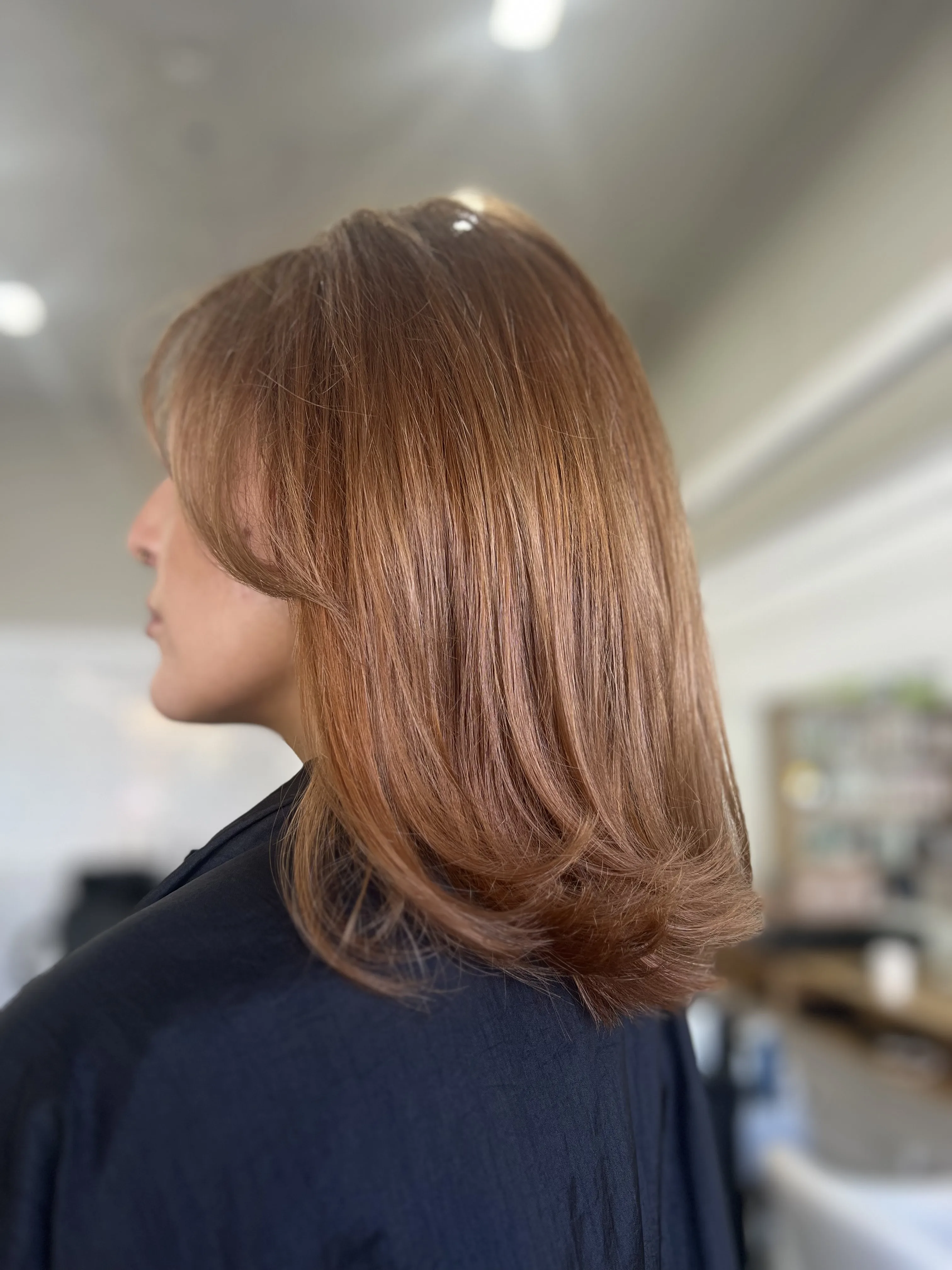 Copper blow-wave with movement, side view
